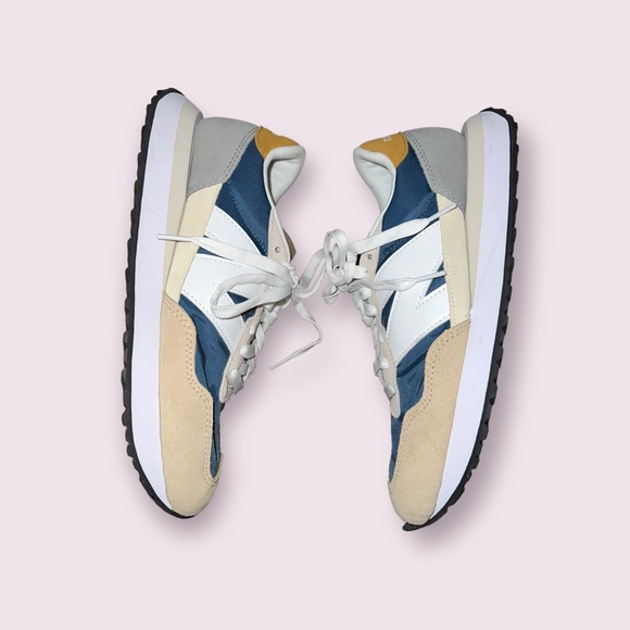 Madewell x New Balance New Balance® 237 Sneakers - Picture 9 of 10